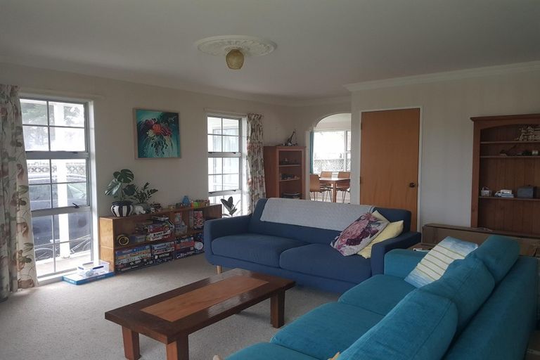 Photo of property in 18 Te Kupe Road, Paraparaumu Beach, Paraparaumu, 5032