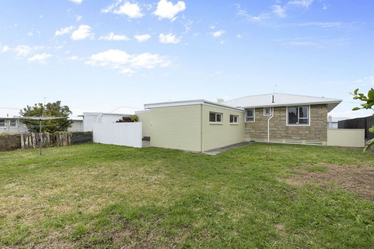 Photo of property in 6 Ranfurly Street, Waitara, 4320