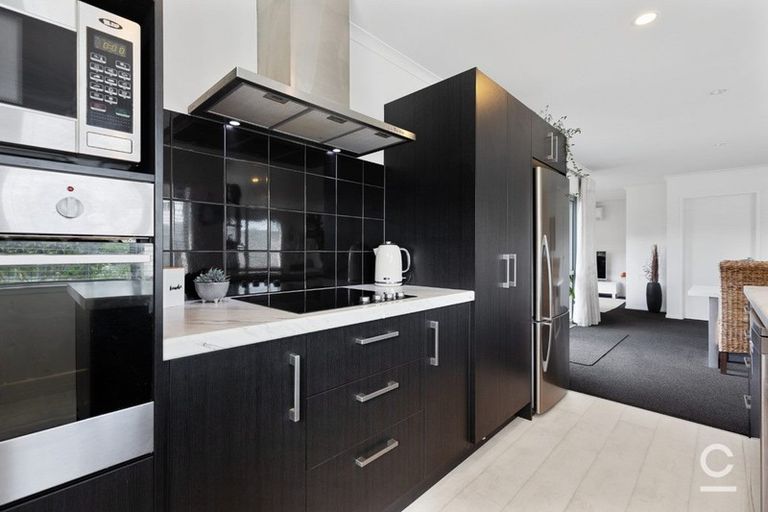 Photo of property in 25 Raiha Street, Papamoa Beach, Papamoa, 3118