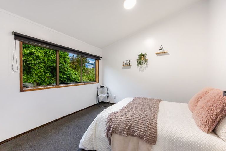 Photo of property in 33 Stredwick Drive, Torbay, Auckland, 0630
