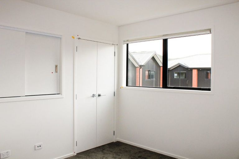 Photo of property in 2/12 Biddle Crescent, Taita, Lower Hutt, 5011