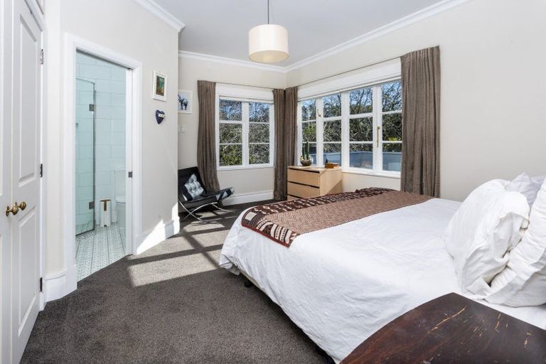 Photo of property in 181b Greenhithe Road, Greenhithe, Auckland, 0632