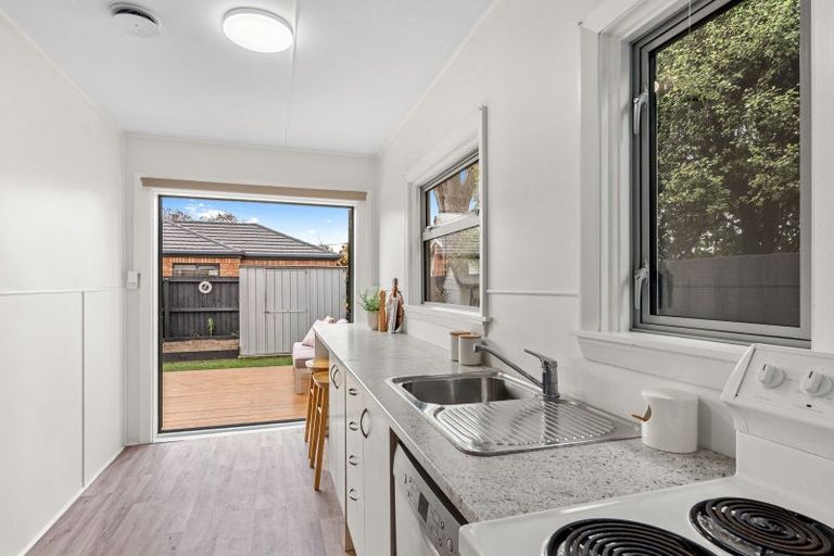 Photo of property in 43 Waimea Terrace, Beckenham, Christchurch, 8023