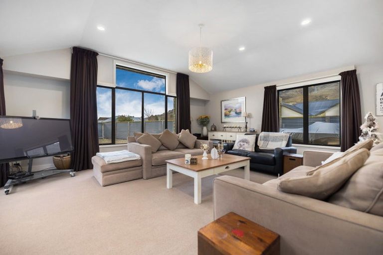 Photo of property in 15 Sunhaven Cove, Cromwell, 9310