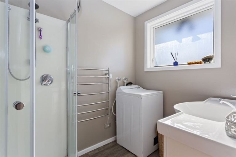 Photo of property in 12 Tancred Street, Linwood, Christchurch, 8011