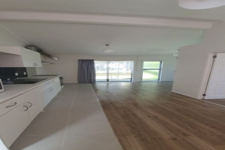 Photo of property in 68 Broderick Road, Johnsonville, Wellington, 6037