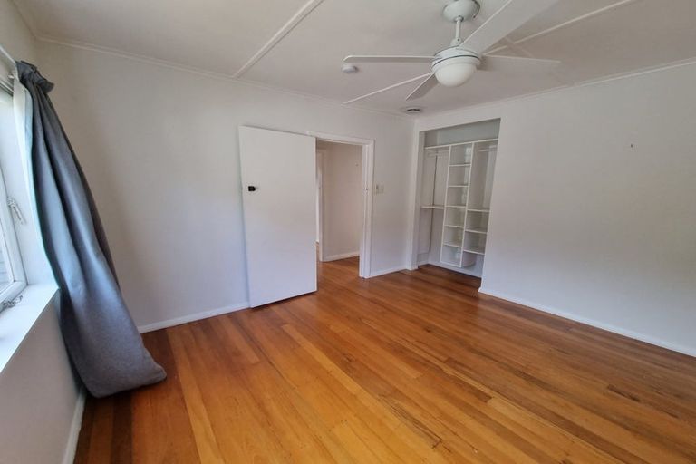 Photo of property in 98 Muri Road, Pukerua Bay, 5026