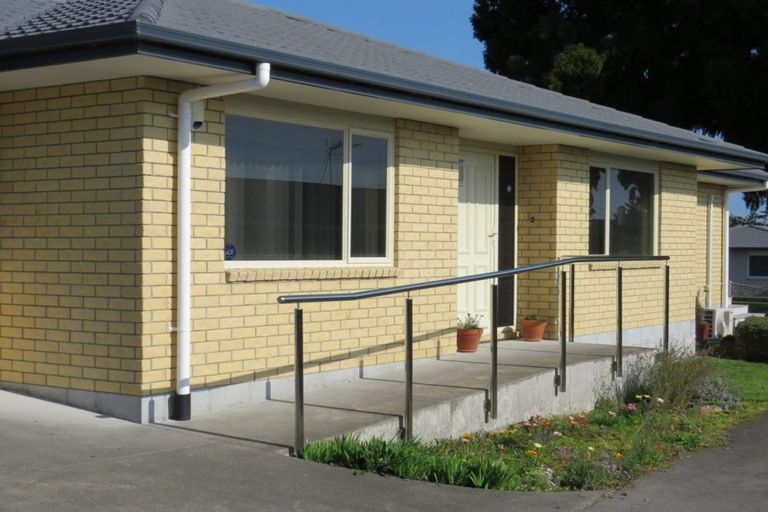 Photo of property in 147 Tukapa Street, Westown, New Plymouth, 4310