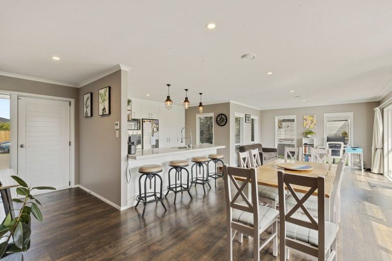Photo of property in 3 Keene Drive, Bell Block, New Plymouth, 4312