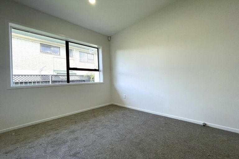 Photo of property in 1/9 Tina Place, Sunnyhills, Auckland, 2010
