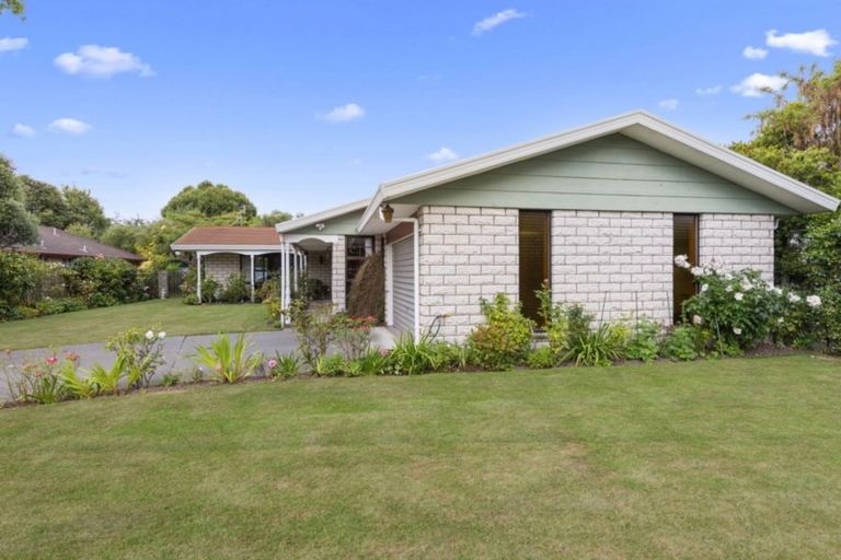 Photo of property in 12 Holcroft Court, Rangiora, 7400