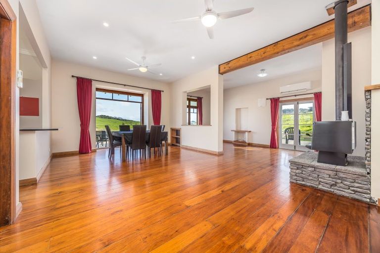 Photo of property in 27 Church Hill Road, Port Albert, Wellsford, 0973