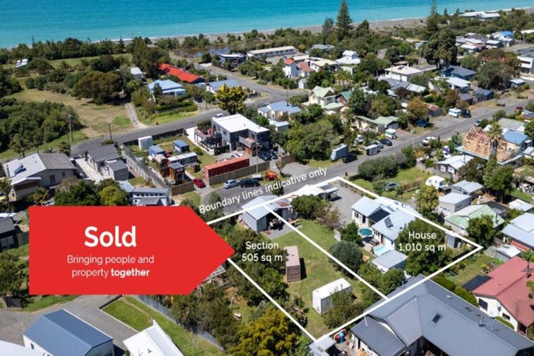 Photo of property in 21 Grove Road, Haumoana, 4102