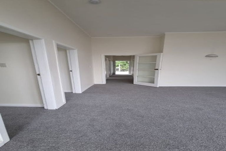 Photo of property in 16 Lindum Terrace, Roseneath, Wellington, 6011