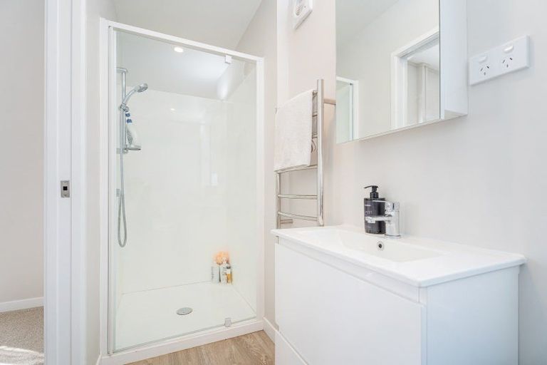 Photo of property in 8 Ngaroma Crescent, Whitianga, 3510