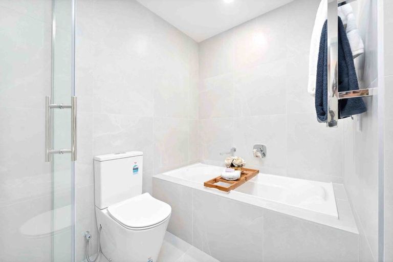 Photo of property in 35 Turret Lane, Hobsonville, Auckland, 0616