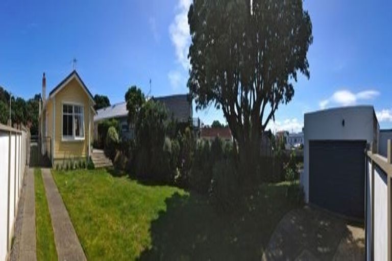 Photo of property in 43 Inglis Street, Seatoun, Wellington, 6022