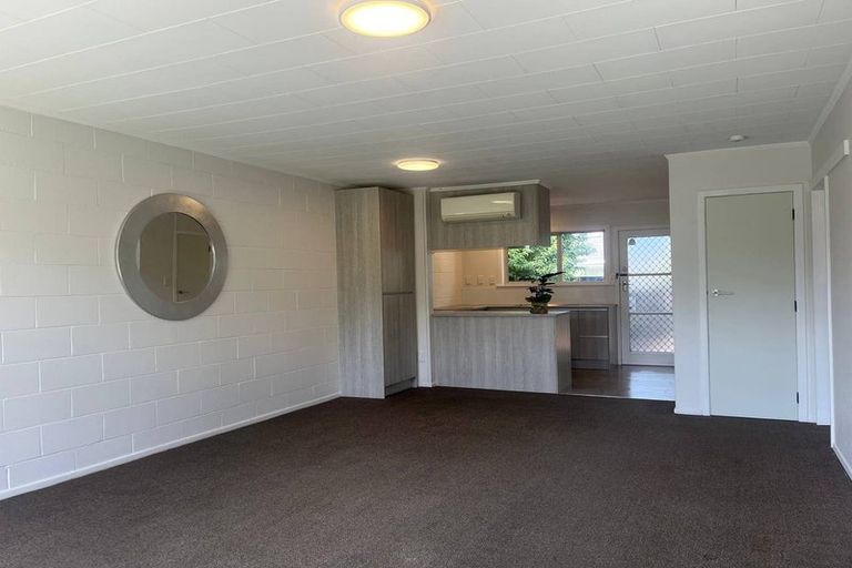 Photo of property in 5a Mckenzie Road, Mangere Bridge, Auckland, 2022