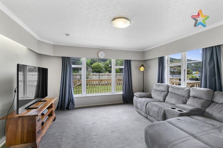 Photo of property in 17 Frederick Street, Wainuiomata, Lower Hutt, 5014