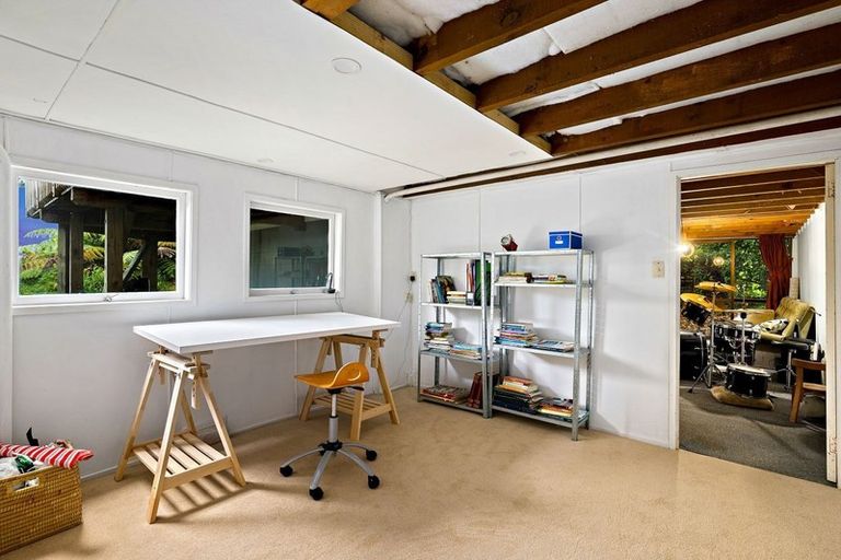 Photo of property in 317 Don Buck Road, Massey, Auckland, 0614