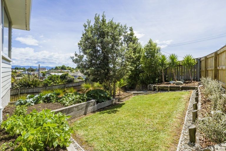 Photo of property in 12 Kauri Street, Stoke, Nelson, 7011