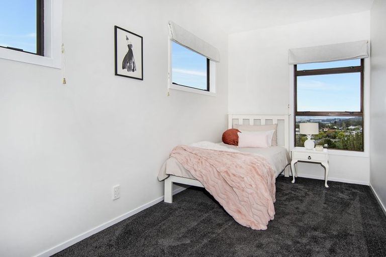 Photo of property in 21 Mcmillan Avenue, Te Kamo, Whangarei, 0112