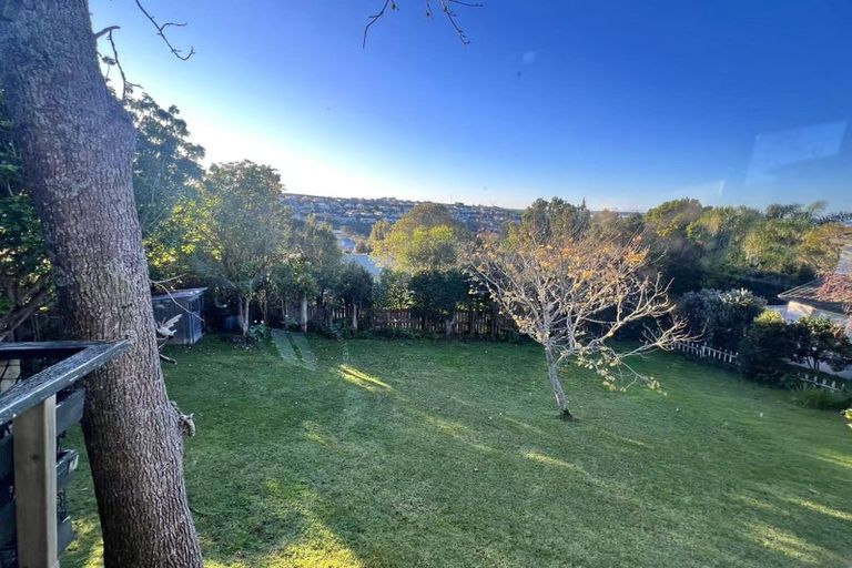 Photo of property in 9 Wairere Road, Torbay, Auckland, 0630