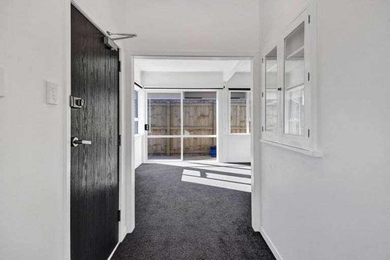 Photo of property in 23 Longfellow Road, Opunake, 4616