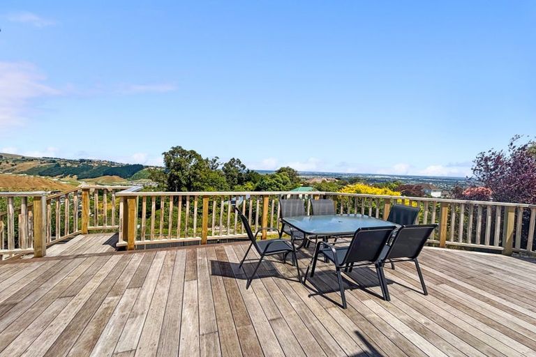 Photo of property in 108 Dyers Pass Road, Cashmere, Christchurch, 8022