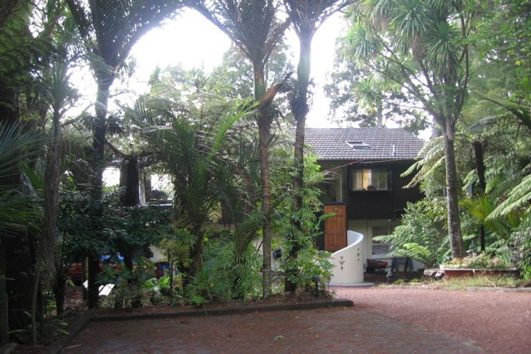 Photo of property in 60 Park Road, Titirangi, Auckland, 0604