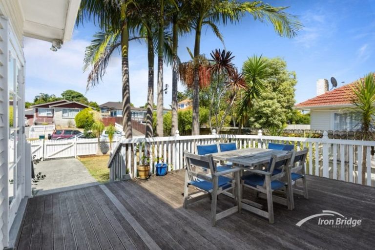 Photo of property in 16 Dryden Avenue, Papatoetoe, Auckland, 2025