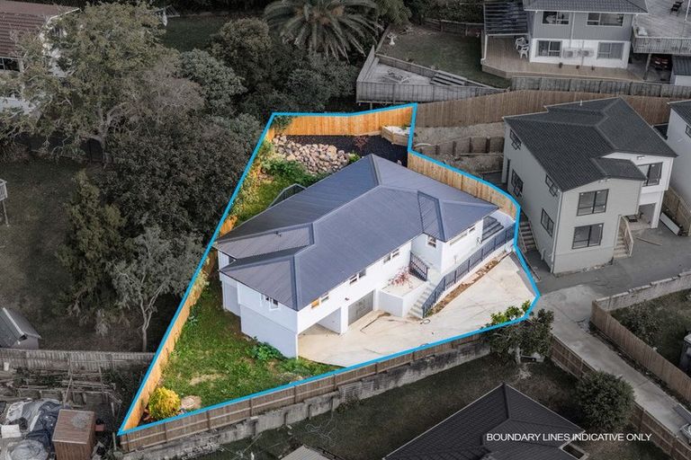 Photo of property in 51 Fitzwater Place, Henderson, Auckland, 0612