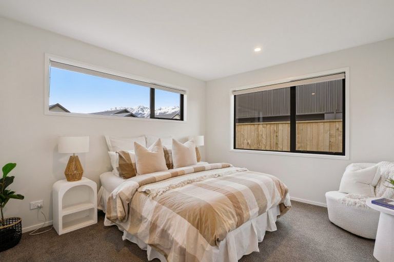 Photo of property in 45 Cheviot Street, Jacks Point, 9371