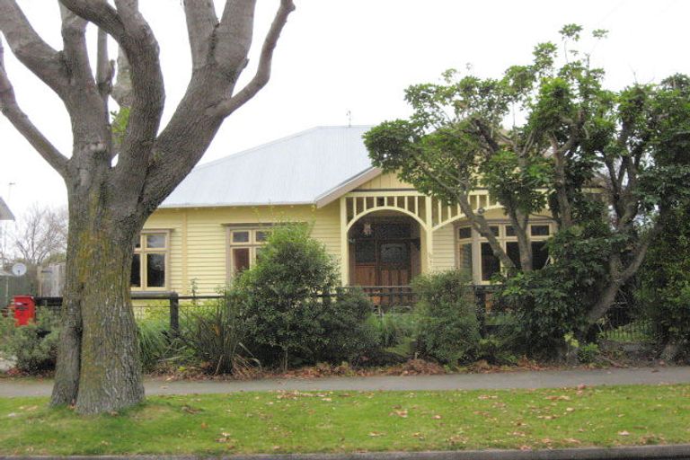 Photo of property in 90 Ranfurly Street, St Albans, Christchurch, 8014