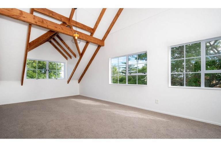 Photo of property in 147 Mangakura Road, Helensville, 0875