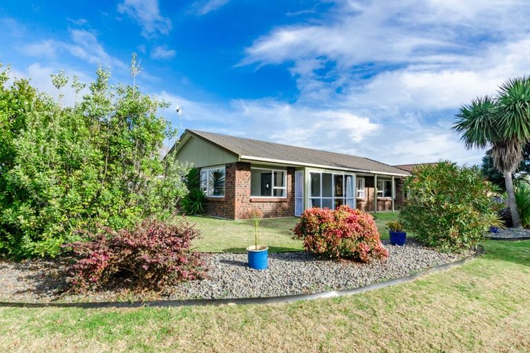 Photo of property in 30 The Avenue, Paraparaumu Beach, Paraparaumu, 5032