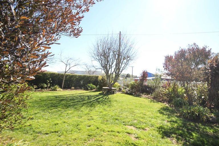 Photo of property in 46 Higginson Street, Otane, 4202