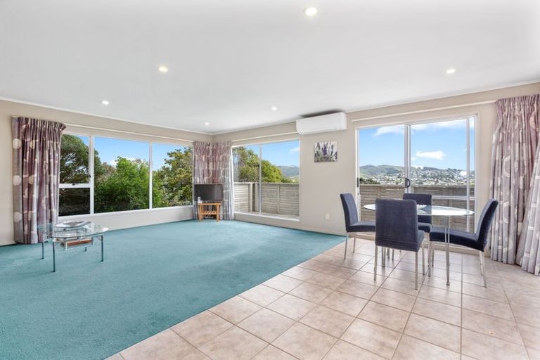 Photo of property in 23 Inlet View, Titahi Bay, Porirua, 5022