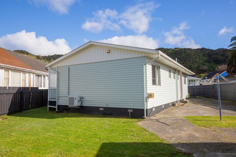 Photo of property in 40 Hamstead Street, Wainuiomata, Lower Hutt, 5014