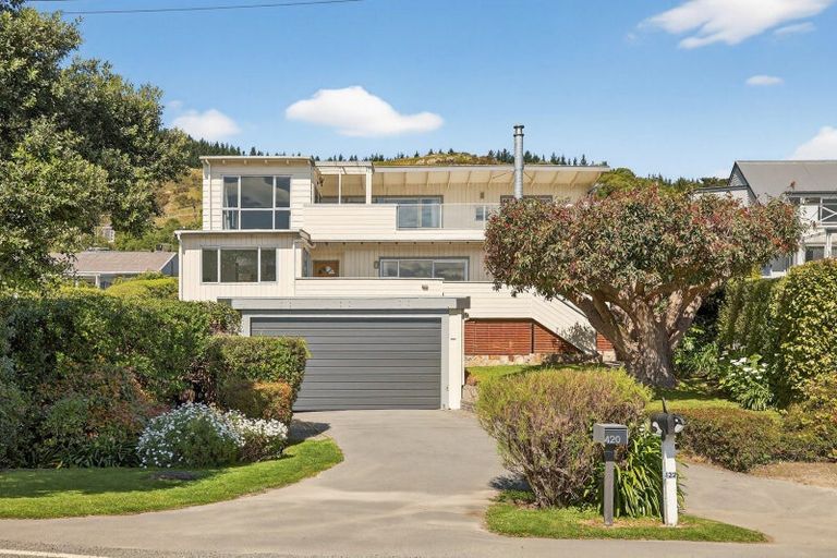 Photo of property in 420 Marine Drive, Charteris Bay, Lyttelton, 8971