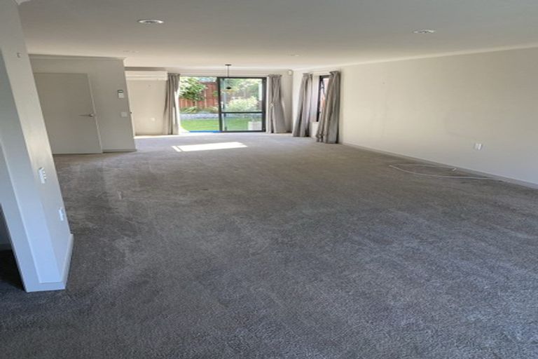 Photo of property in 66 Kaimoana Street, Weymouth, Auckland, 2103