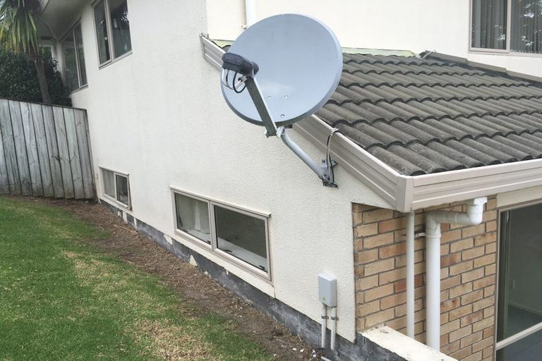 Photo of property in 35 Calypso Way, Unsworth Heights, Auckland, 0632