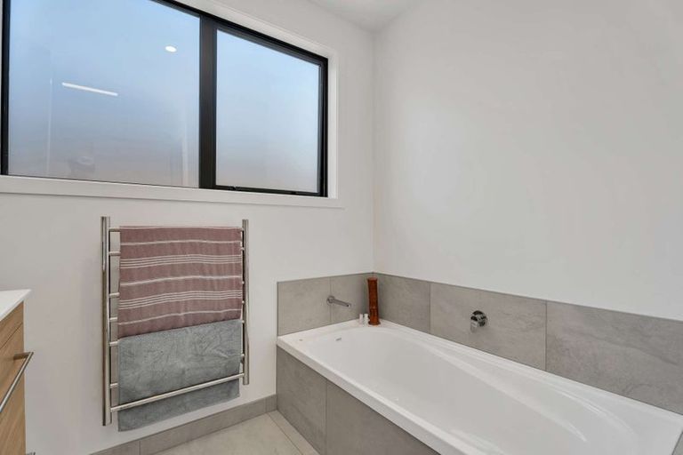 Photo of property in Northlake, 36 Malvern Road, Wanaka, 9305