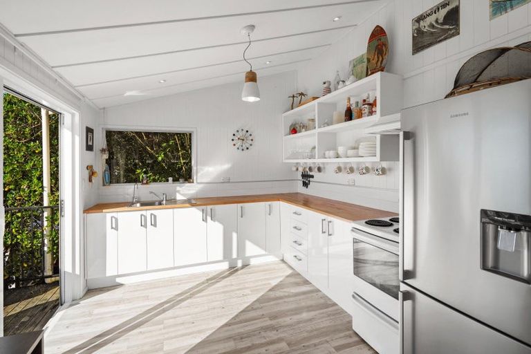 Photo of property in 26 Moody Street, Gore Bay, Cheviot, 7383