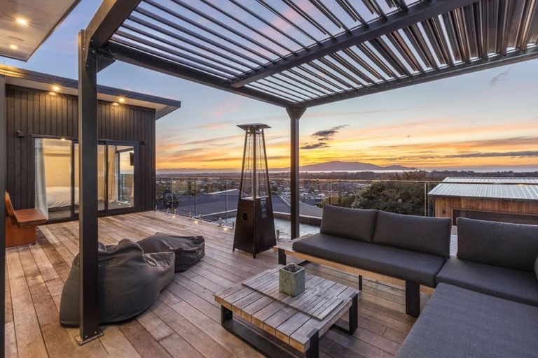 Photo of property in 74 Kotare Street, Waikanae, 5036