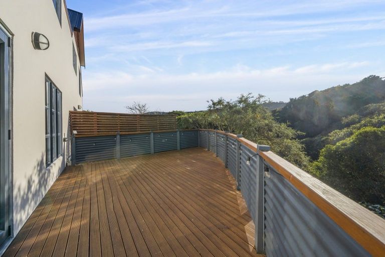 Photo of property in 124b The Ridgeway, Mornington, Wellington, 6021