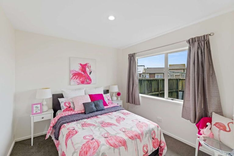 Photo of property in 11/15 O'sullivan Place, Waiuku, 2123