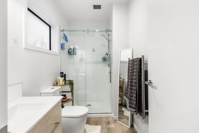 Photo of property in 202/2u Onepu Road, Kilbirnie, Wellington, 6022