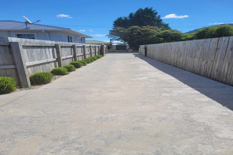 Photo of property in 1a Walker Road, Fairy Springs, Rotorua, 3015