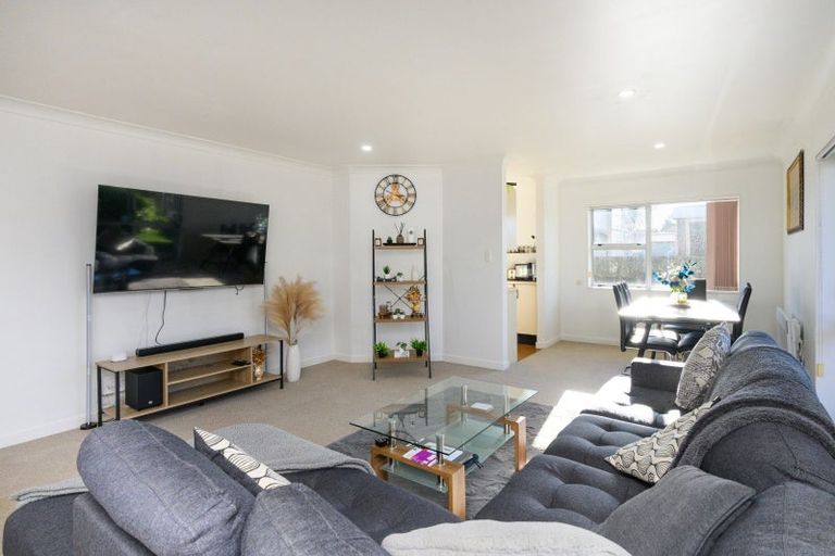 Photo of property in 50a Burns Avenue, Takaro, Palmerston North, 4412